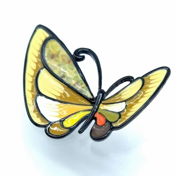 A BDM-pillangó alakú zománcozott bross sárga, barna tónusok. A divattervezés a nők számára.
