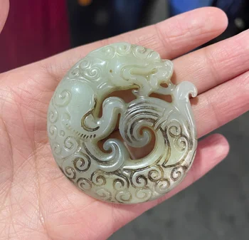 Személyre szabott Természetes Xiuyu Jade kétoldalas faragott Antik Sárkány Medál Ember Exquisito Ékszerek Accessorie Amulett